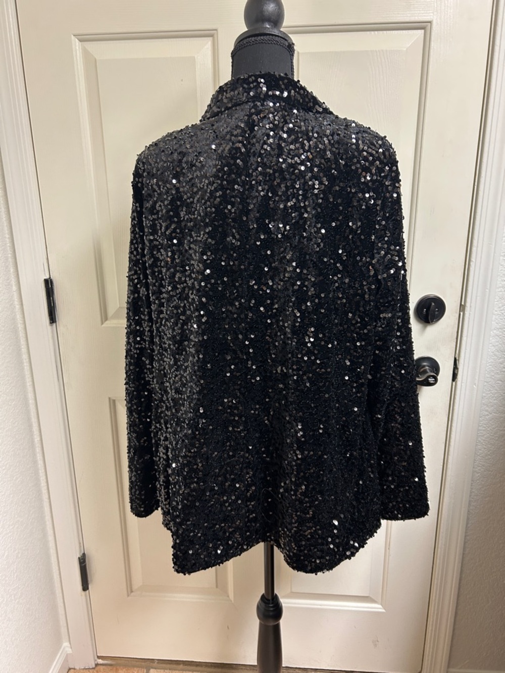 Joan Rivers Red Carpet Sequin Boyfriend Blazer, Size XL, Black - Picture 6 of 11